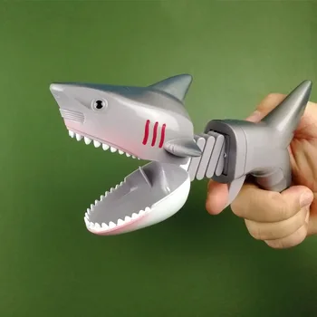 Kreatívne Sranda Vtip Shark Teleskopická Jar Manipulátor Klip Hrýzť Ruku Dinosaura Žart Rodič-dieťa Interakcie Hračky